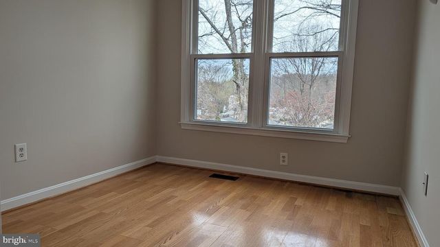 4454 STARLING CT, Woodbridge, VA 22193