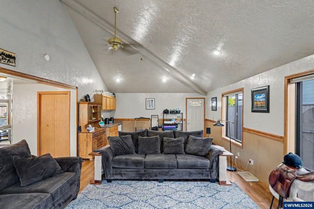 3816 Firwood Cir SE, Albany, OR 97322