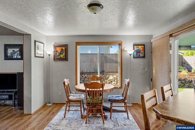 3816 Firwood Cir SE, Albany, OR 97322