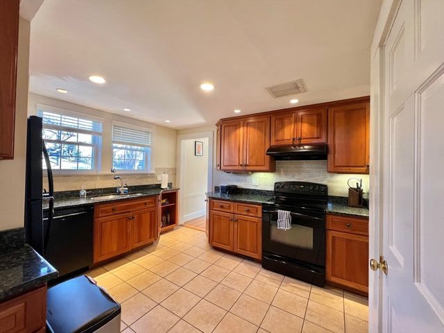 54 Simonds Road, Lexington, MA 02420