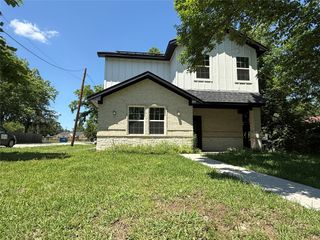 201 E 10th Street, Kaufman, TX 75142