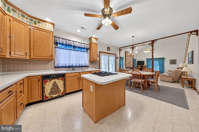 827 CORNER KETCH RD, Newark, DE 19711