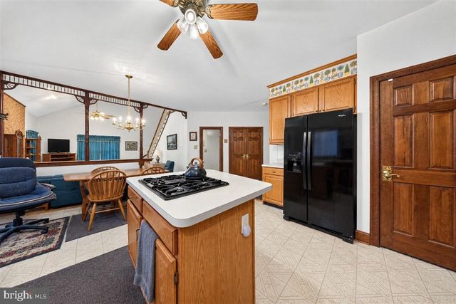827 CORNER KETCH RD, Newark, DE 19711