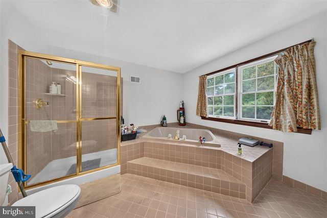 827 CORNER KETCH RD, Newark, DE 19711