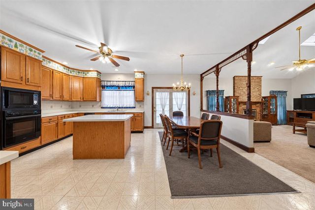 827 CORNER KETCH RD, Newark, DE 19711