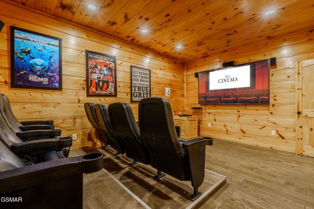 1116 Greenbriar Village Lane, Gatlinburg, TN 37738
