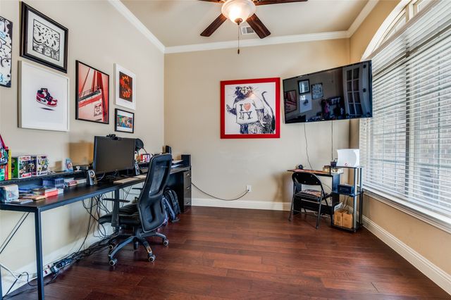 6815 Sunshade Lane, Dallas, TX 75236