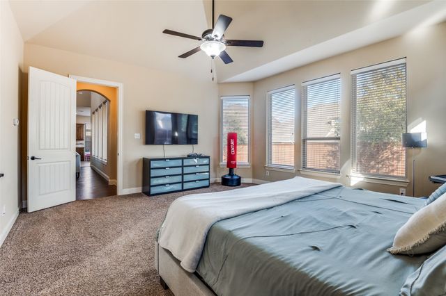 6815 Sunshade Lane, Dallas, TX 75236