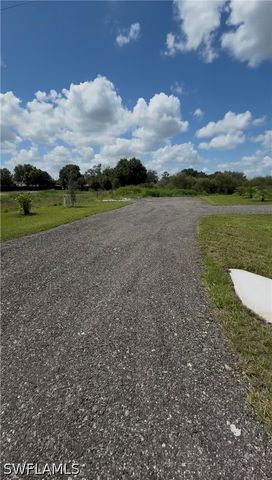 7655 7th PL, Labelle, FL 33935