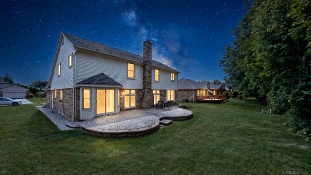40219 Denbigh Drive, Sterling Heights, MI 48310