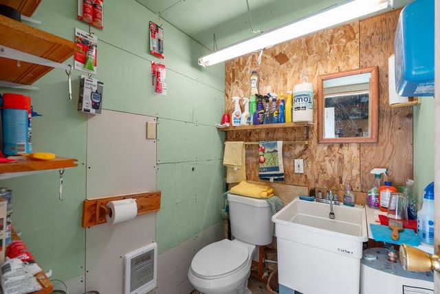 8012 Scotia Rd, Newport, WA 99156