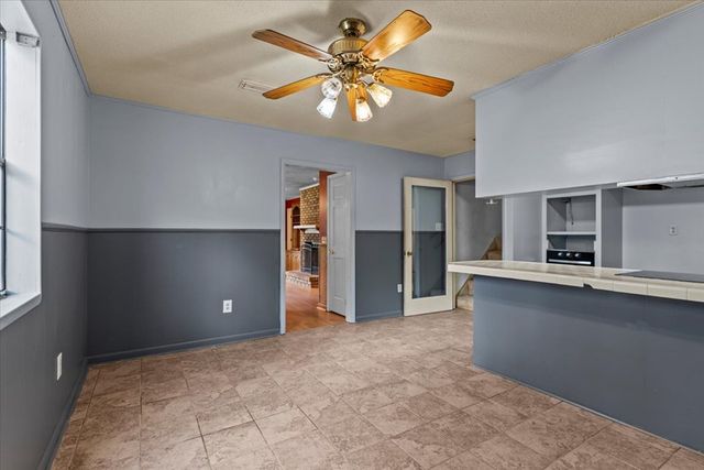 228 Broad, Headland, AL 36345