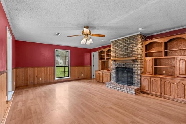 228 Broad, Headland, AL 36345