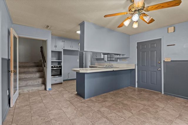 228 Broad, Headland, AL 36345