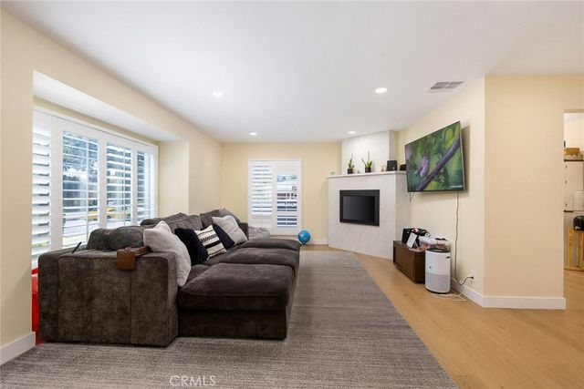 915 N Santa Anita, Arcadia, CA 91006
