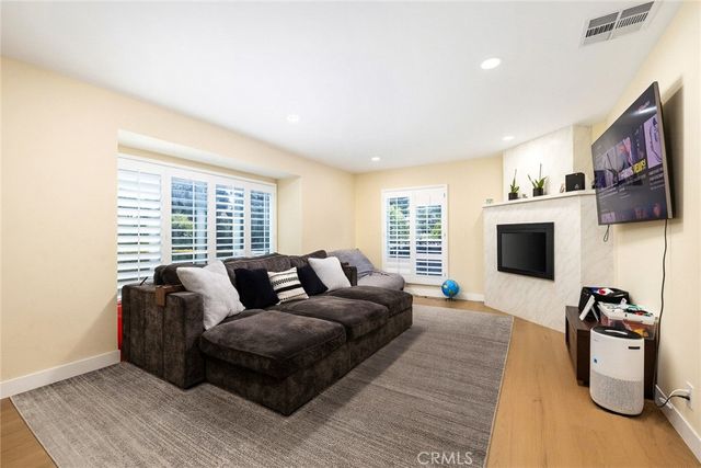 915 N Santa Anita, Arcadia, CA 91006