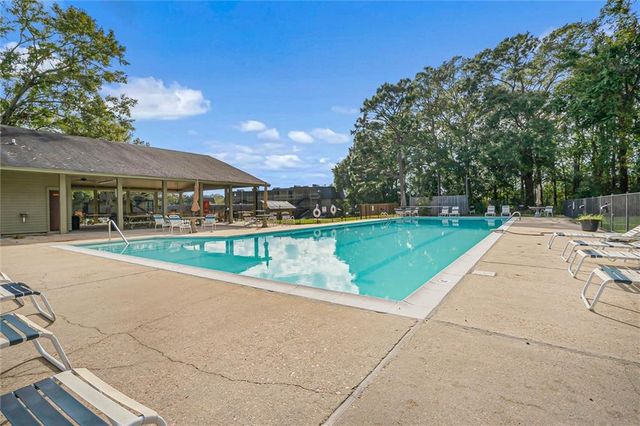 209 Riverbend Drive 209, Mobile, AL 36605