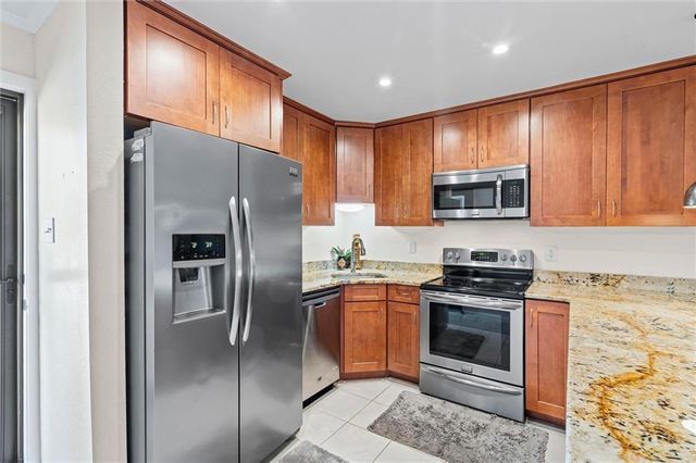 209 Riverbend Drive 209, Mobile, AL 36605