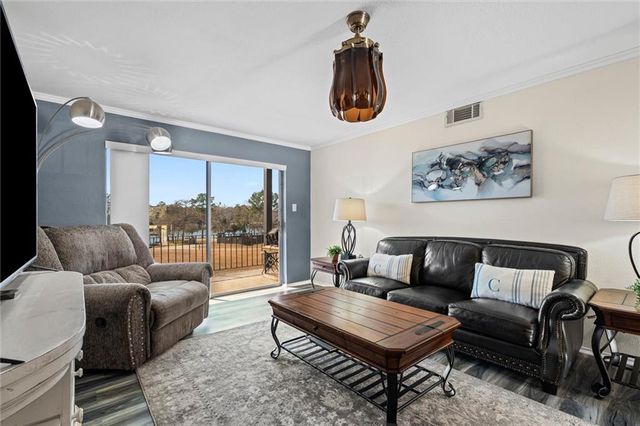 209 Riverbend Drive 209, Mobile, AL 36605