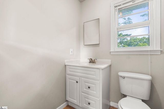 111 Faunawood Drive, Simpsonville, SC 29680