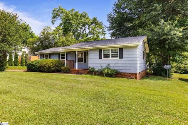 111 Faunawood Drive, Simpsonville, SC 29680