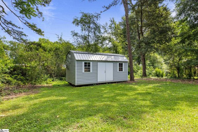 111 Faunawood Drive, Simpsonville, SC 29680