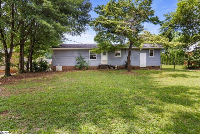 111 Faunawood Drive, Simpsonville, SC 29680