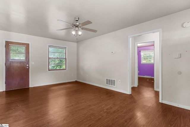 111 Faunawood Drive, Simpsonville, SC 29680