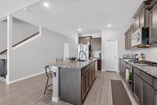 6725 Aster Drive, Venus, TX 76084
