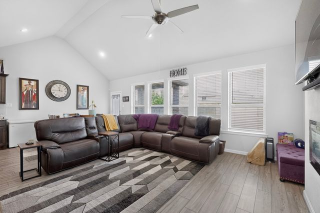 6725 Aster Drive, Venus, TX 76084