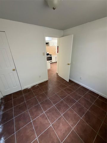 4353 Brinkley Street 5, Houston, TX 77051