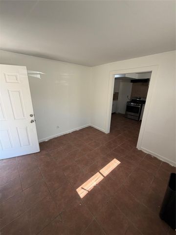 4353 Brinkley Street 5, Houston, TX 77051