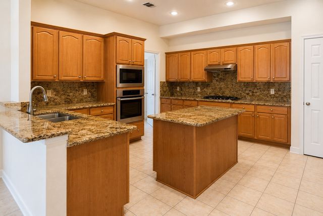 212 Longview Court, Keller, TX 76248