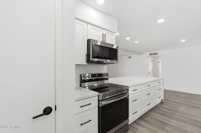 4039 E CATALINA Circle, Mesa, AZ 85206
