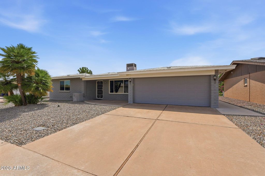 4039 E CATALINA Circle, Mesa, AZ 85206 — photo 2