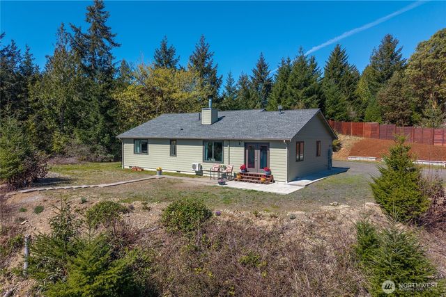 151 NE Myrlis Joy Drive, Tahuya, WA 98588