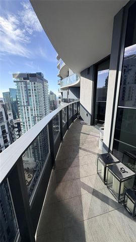1000 Brickell Plz 4009, Miami, FL 33131