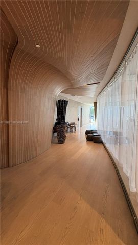 1000 Brickell Plz 4009, Miami, FL 33131