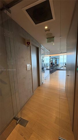 1000 Brickell Plz 4009, Miami, FL 33131