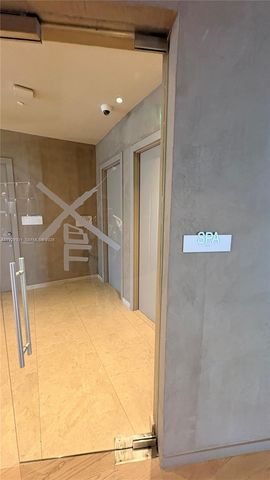 1000 Brickell Plz 4009, Miami, FL 33131