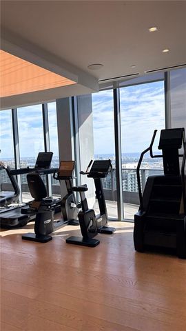 1000 Brickell Plz 4009, Miami, FL 33131