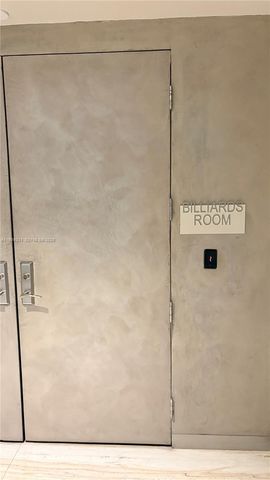 1000 Brickell Plz 4009, Miami, FL 33131