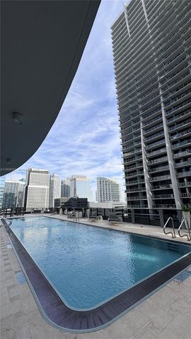 1000 Brickell Plz 4009, Miami, FL 33131