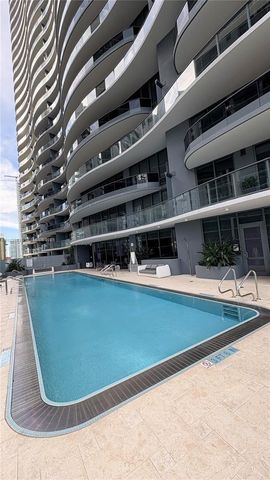1000 Brickell Plz 4009, Miami, FL 33131