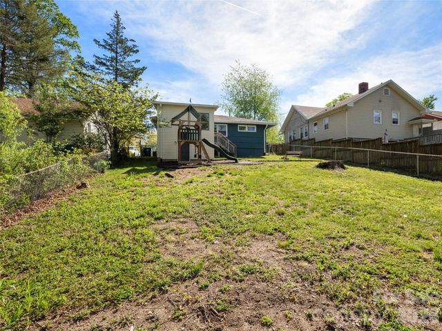 68 Vandalia Avenue, Asheville, NC 28806