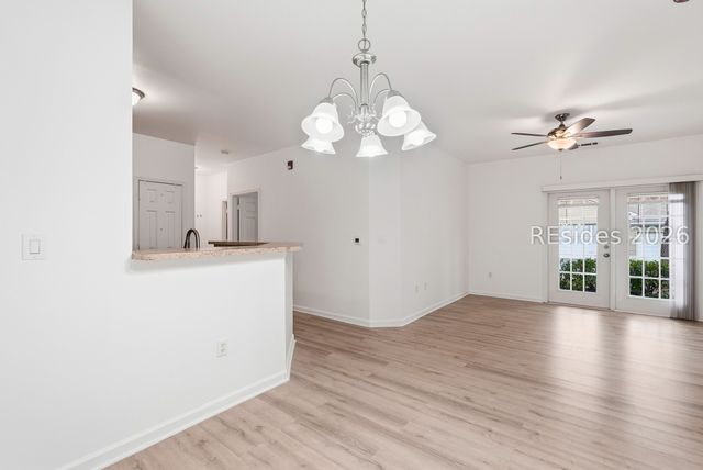 100 Kensington Blvd Apt 305, Bluffton, SC 29910