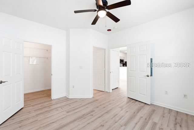 100 Kensington Blvd Apt 305, Bluffton, SC 29910