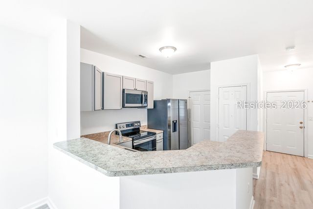 100 Kensington Blvd Apt 305, Bluffton, SC 29910