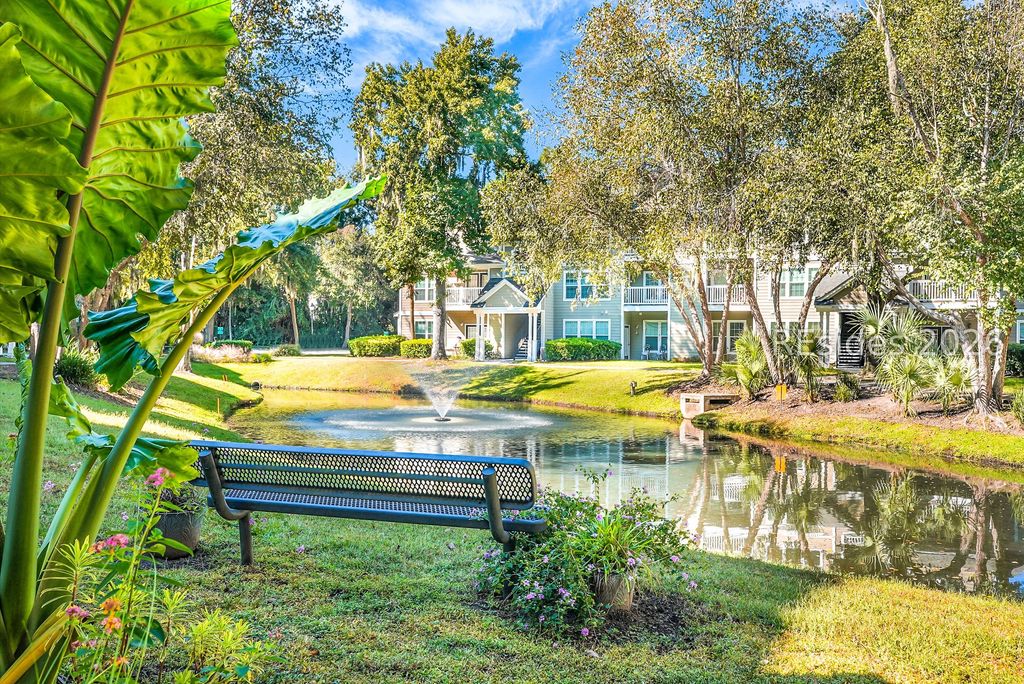 100 Kensington Blvd Apt 305, Bluffton, SC 29910