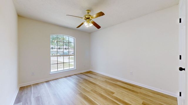 699 Hollandale Rd, La Vergne, TN 37086